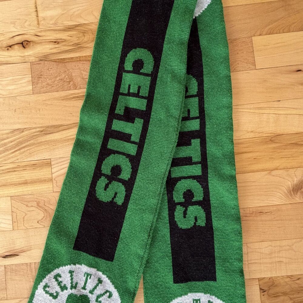 Discontinued Boston Celtics ’47 Brand Baker Knit Scarf ☘️